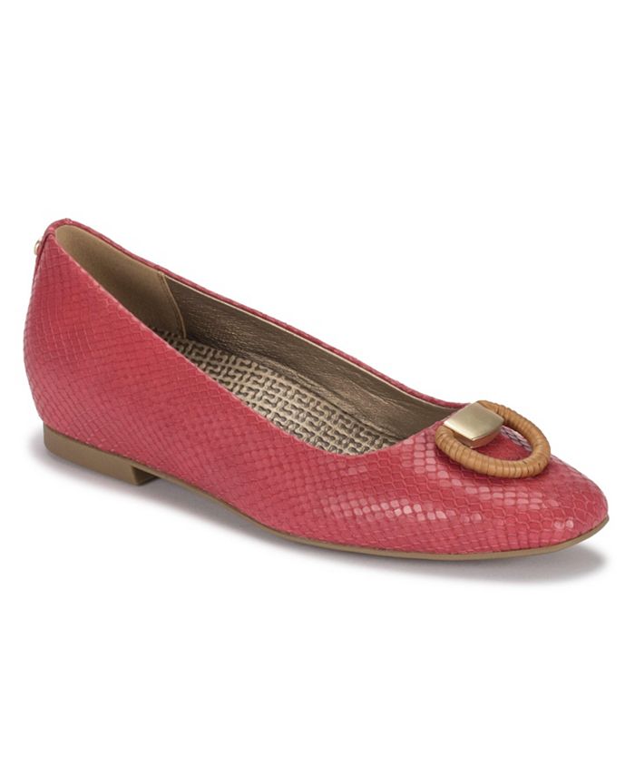 Baretraps flats sale