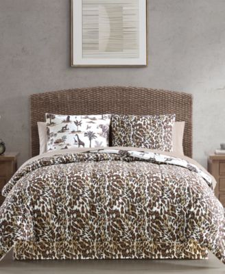 Hallmart Collectibles - Safari 8-Pc. Reversible Animal-Print King Comforter Set