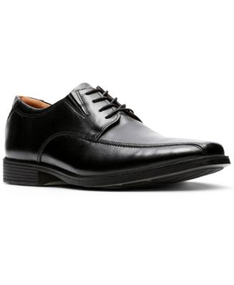 clarks lace up oxfords