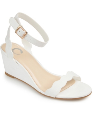 Journee Collection Collection Women's Loucia Wedge In White