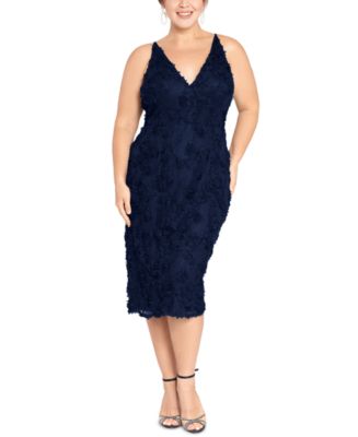 xscape applique gown