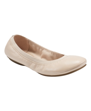 Bandolino Women's Edition Ballet Flats Women's Shoes In Light Nude