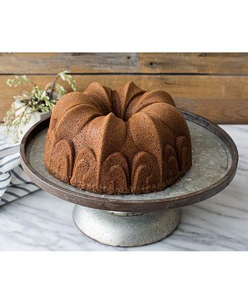 NW53248 Nordic Ware Fleur de Lis Bundt Cake Pan