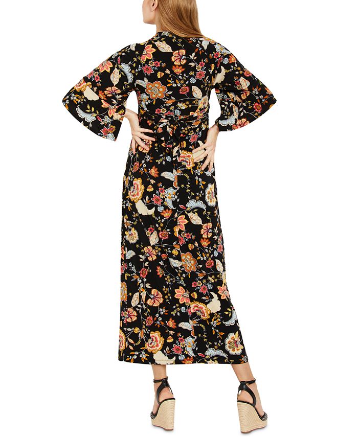 t shirt with formal shoes
