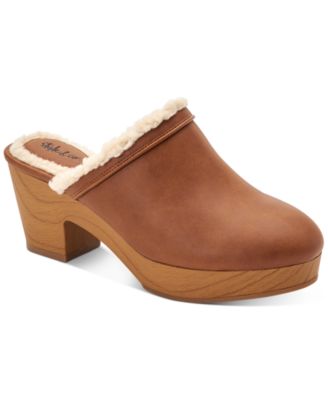 clogs and mules clearance