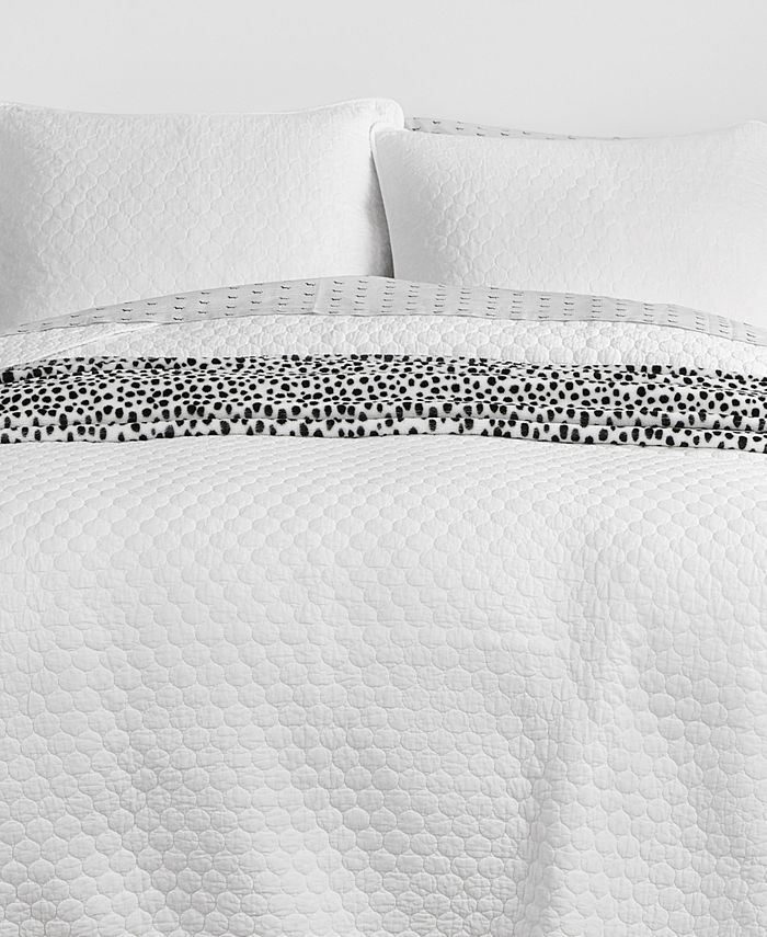 SCOUT Home Essential 2 Piece Solid Quilt Set, Twin Macy's