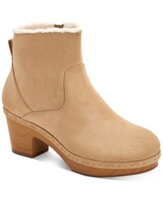clog booties