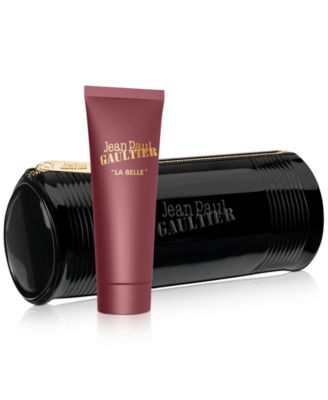 Jean Paul Gaultier Receive a 