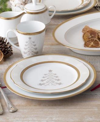Charlotta Gold Set of 4 Holiday Tree Accent Plates, 9"