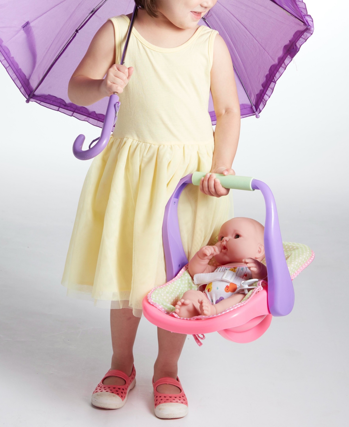 Jc Toys Lots To Love Babies 14" Baby Doll Carrier Gift Set, 5 Pieces In Multicolored