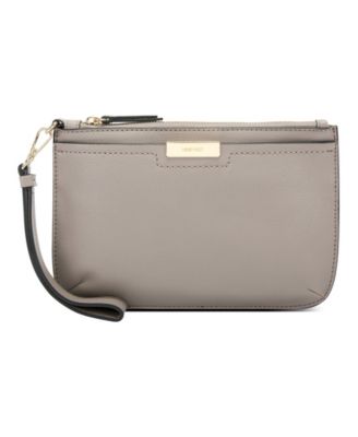 nine west double zip wristlet