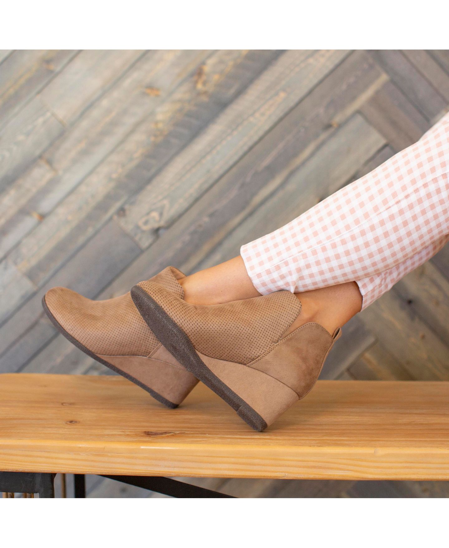 Женские ботинки Journee Collection Mylee Pull On Wedge Booties, цвет: Чёрный, вариант 1 — фото 6
