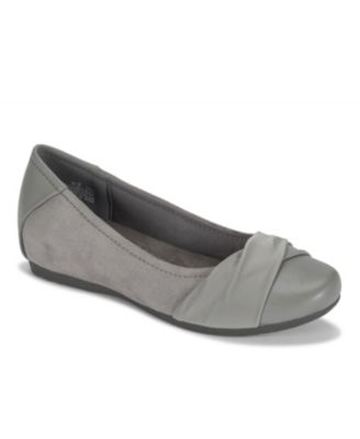 baretraps women's mitsy flat