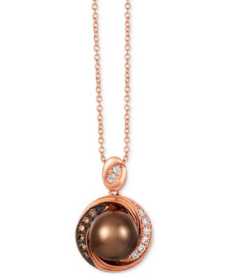 large freshwater pearl pendant