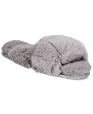 macys fuzzy slippers