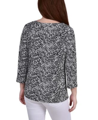 Women's 3/4 Sleeve Grommet Top