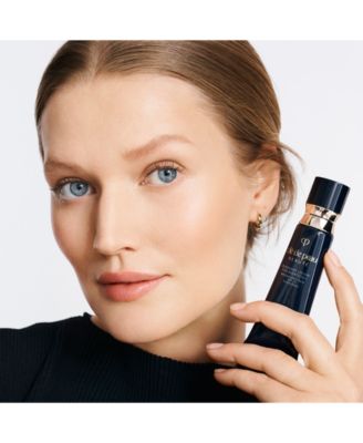 Radiant Cream Foundation SPF 25, 0.88 oz.