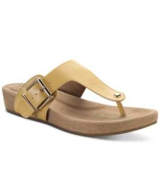 giani bernini memory foam river sandals