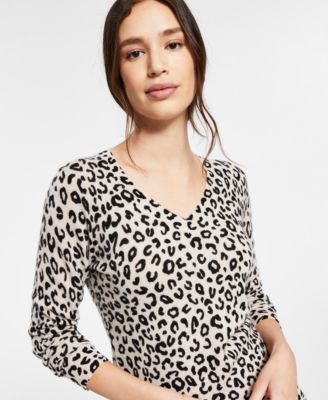 Charter Club - Women's Printed V-Neck Cashmere Sweater