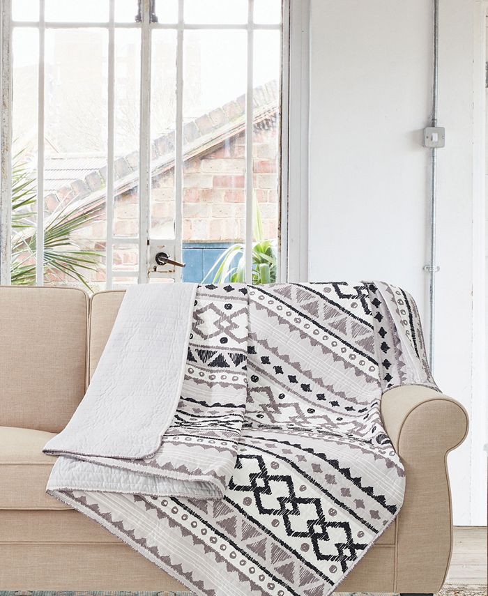 French Connection Adair Quilt Set Collection & Reviews Quilts & Bedspreads Bed & Bath Macy's