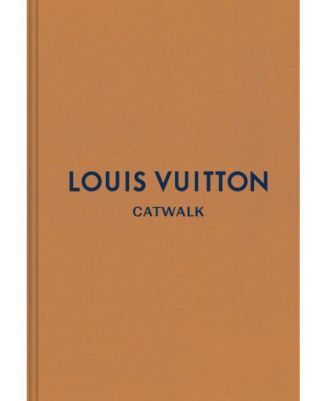 Barnes & Noble Louis Vuitton - The Complete Fashion Collections by