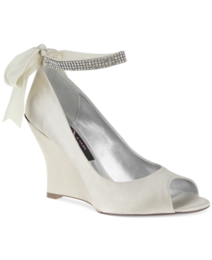 Nina Emma Evening Wedges Women's Shoes