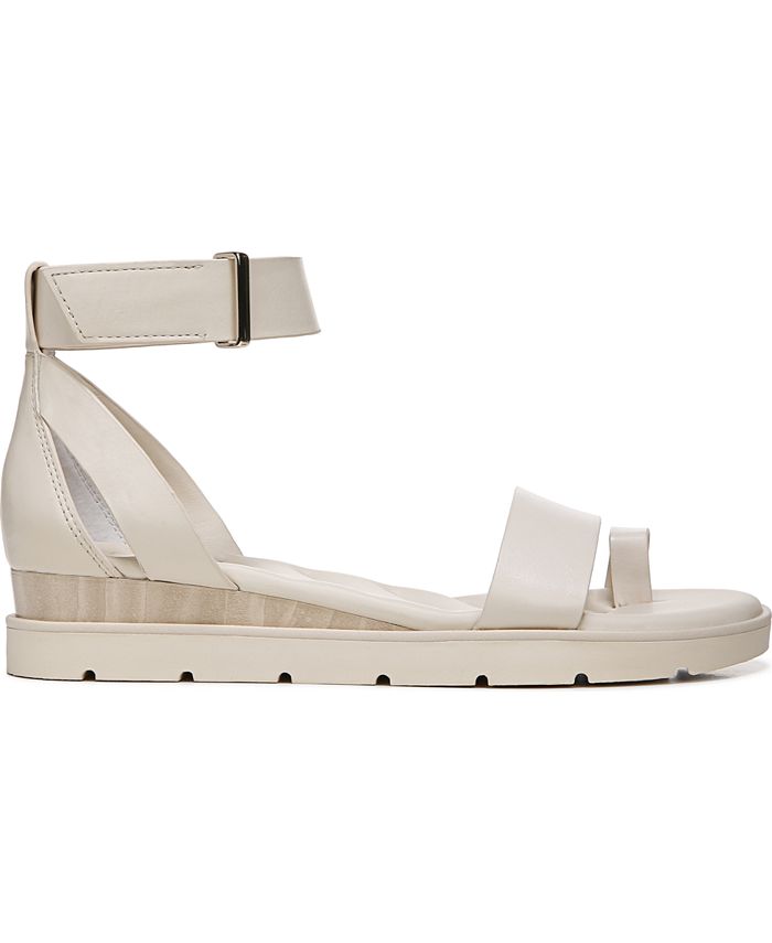 davenport flat sandals