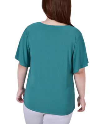 Plus Size Short Flutter Sleeve Knit Top