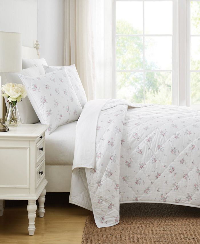 The Farmhouse by Rachel Ashwell Signature Rosebury 3 Piece Quilt Set