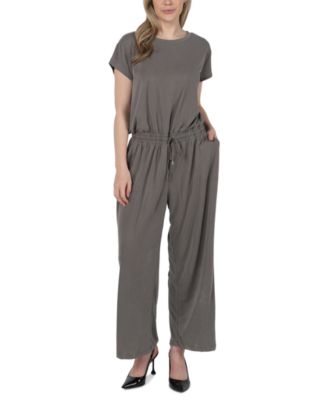 Black Tape - Petite Keyhole-Back Jumpsuit