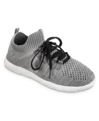 isotoner sneakers womens