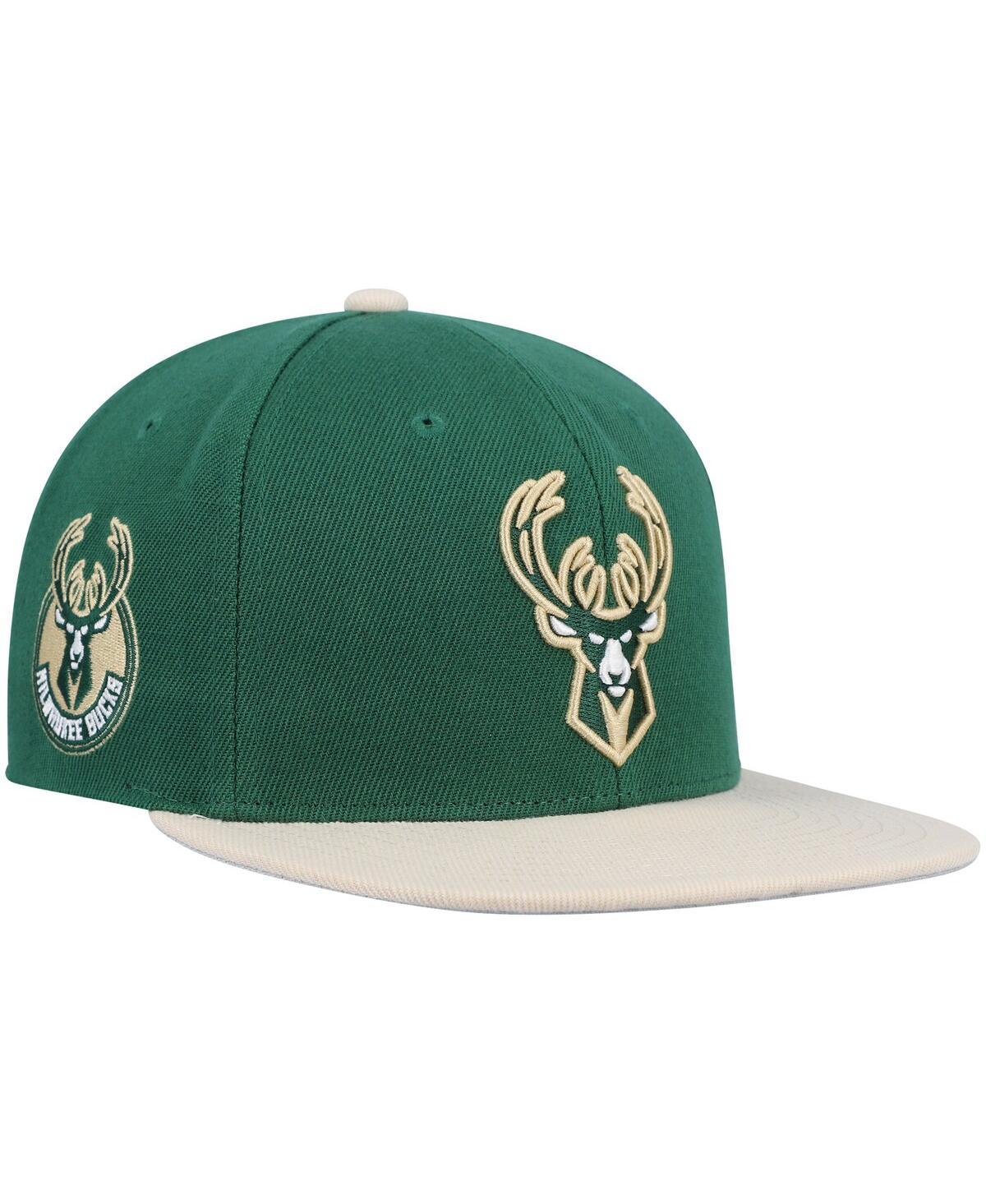 Shop Mitchell & Ness Men's  Green Milwaukee Bucks Core Side Snapback Hat