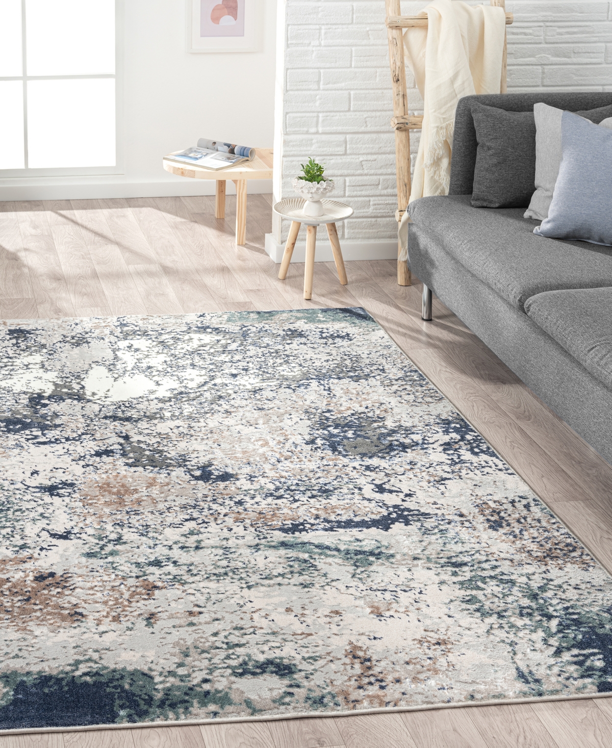 Lr Home Atlas Atl82057 5' X 7' Area Rug In Blue,gray