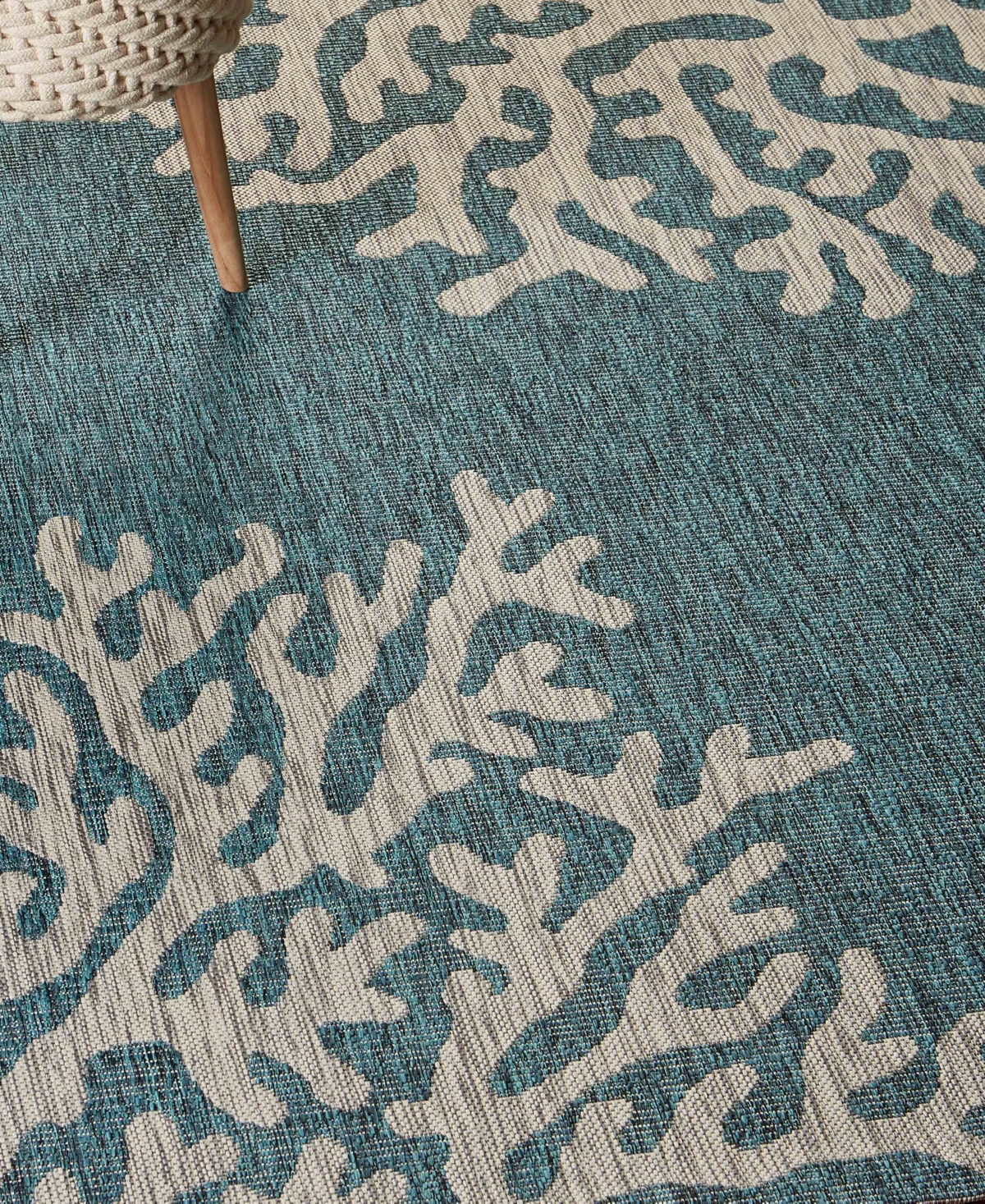 Lr Home Nassau Nass810b 5' X 7' Outdoor Area Rug In Blue,gray