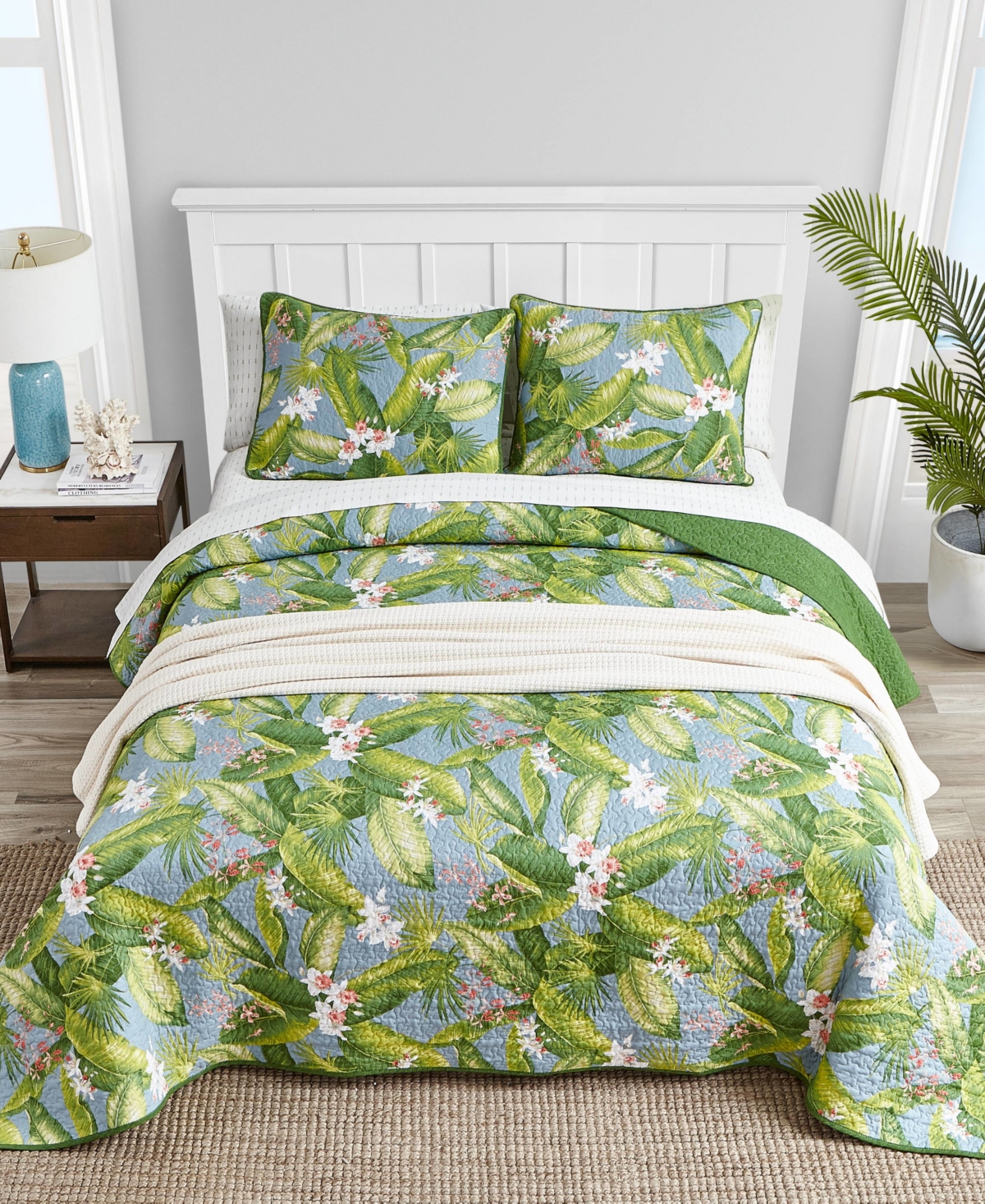 Tommy Bahama Home Aregada Dock Reversible Piece Quilt Set