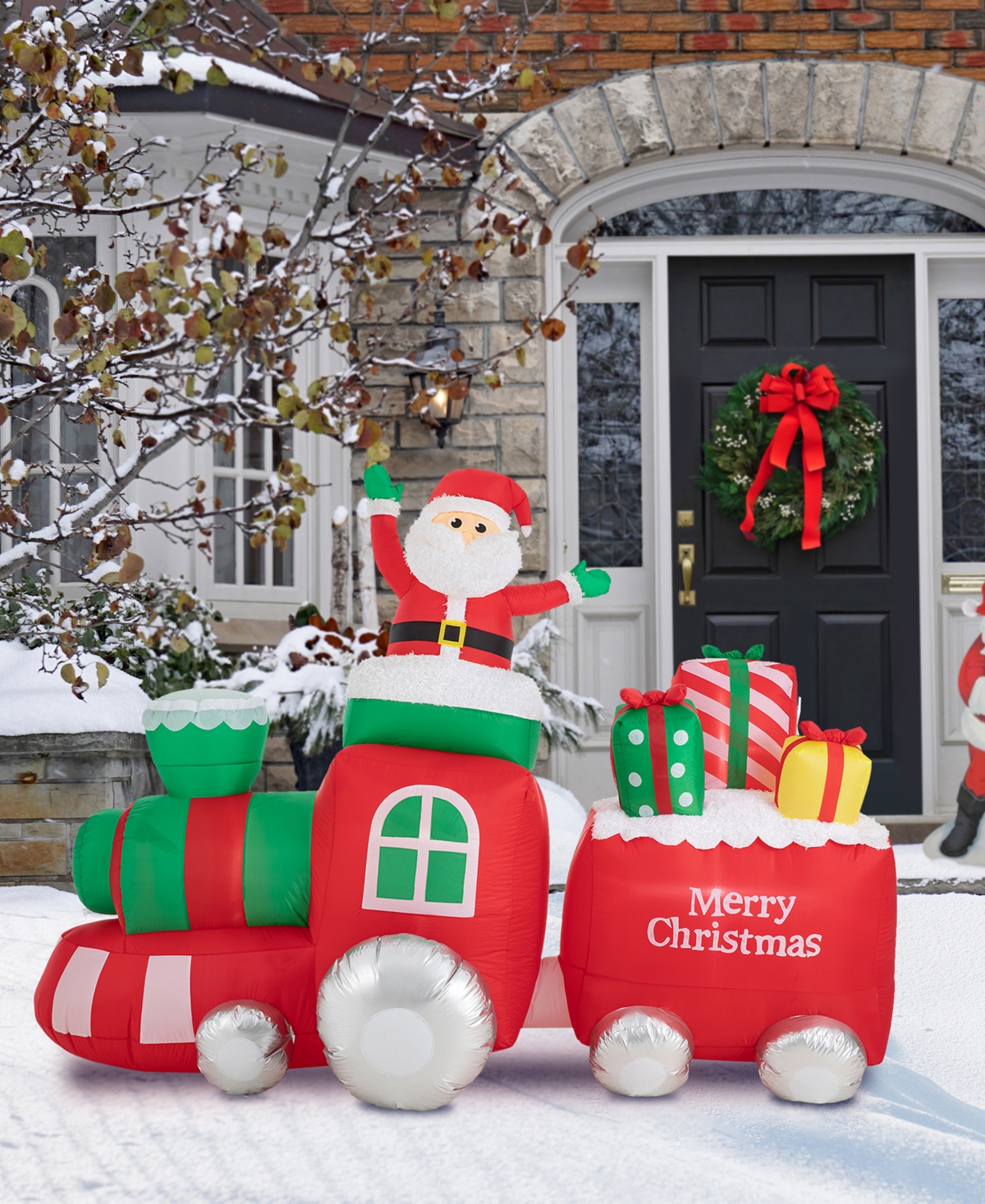 Glitzhome Lighted Inflatable Santa on Pick-Up Train Decor
