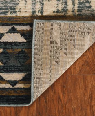 Chester 5636 2' x 7'7" Runner Area Rug
