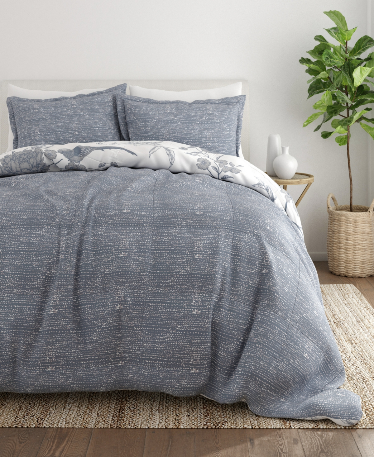 Home Collection PremiumReversible Comforter Set, - Molly Botanicals