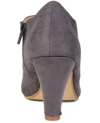 Women's Leona Wide Width Lace Up Dress Shooties