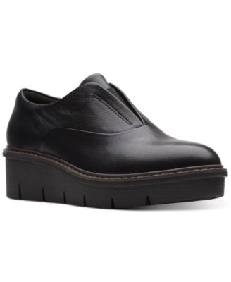 Clarks - Women's Airabell Sky Slip-On Flats