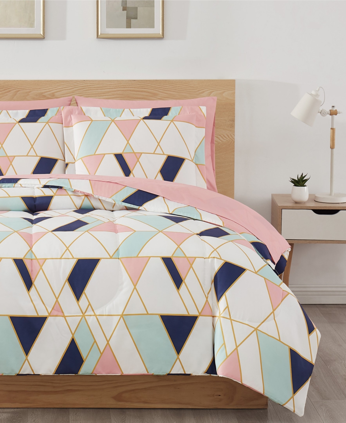 Style 212 Geo 7 Piece Bed In A Bag Set, King In Pink,blue