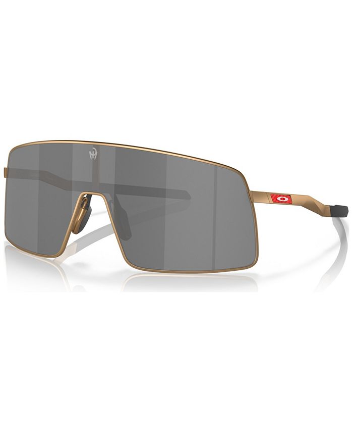 Oakley sunglasses shop macy's