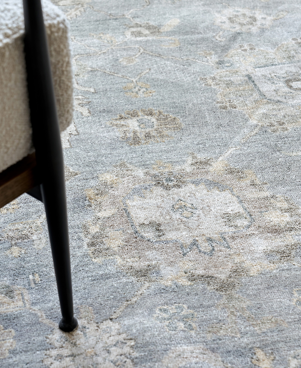Exquisite Rugs Museum ER3492 Area Rug - Gray