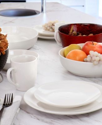 Laura 32 Pc. Dinnerware Set, Service for 6