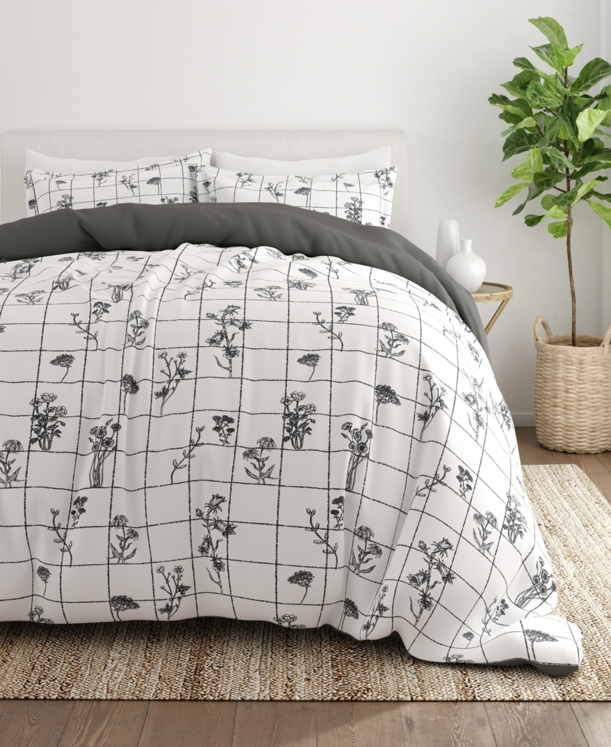 Ienjoy Home Home Collection Premium Ultra Soft 3 Piece Reversible Duvet Cover Set, Full/queen In Gray Flower Field