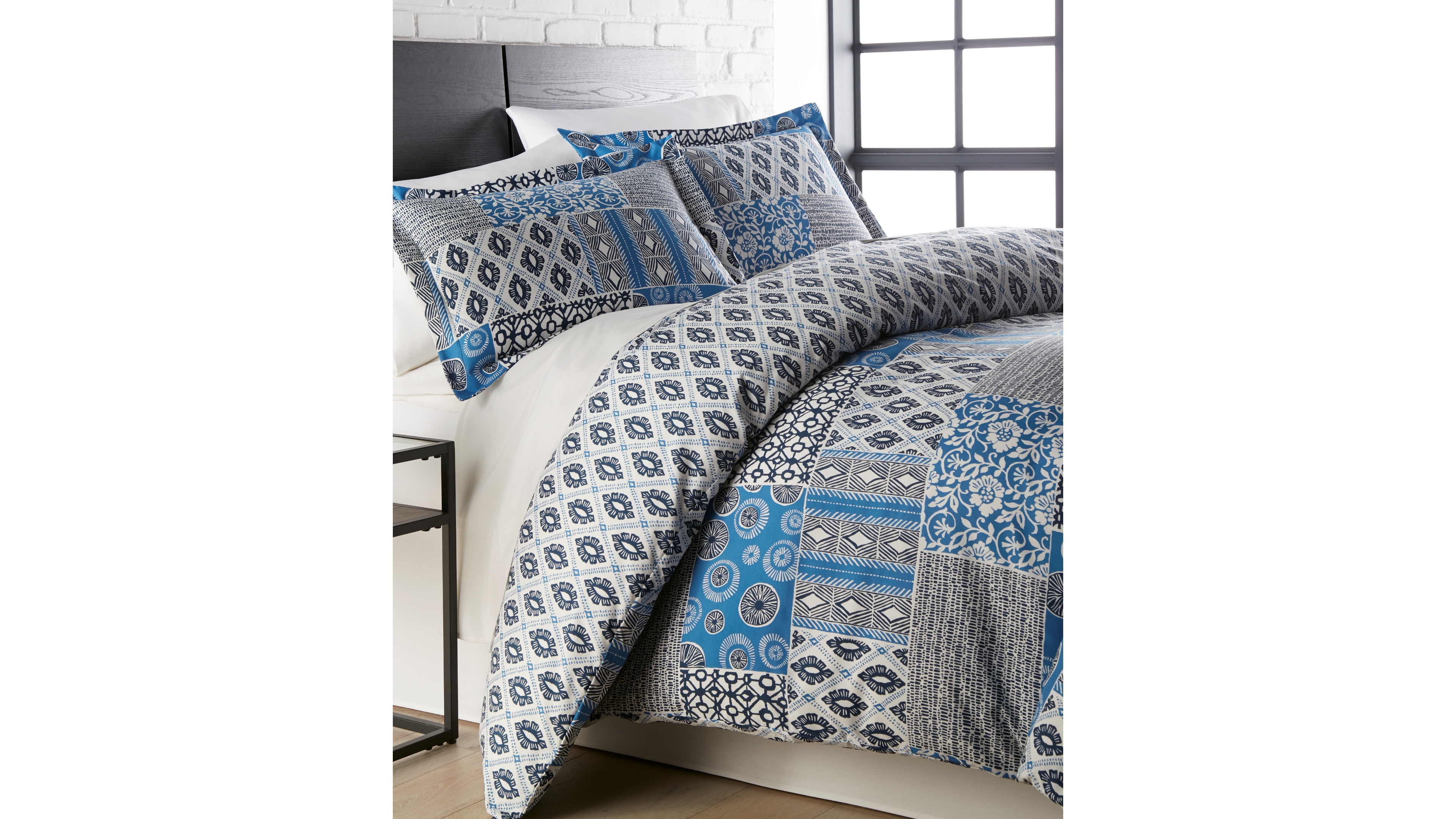 Southshore Fine Linens Global Patchwork Down Alternative 3-Pc. Comforter Set, Full/Queen