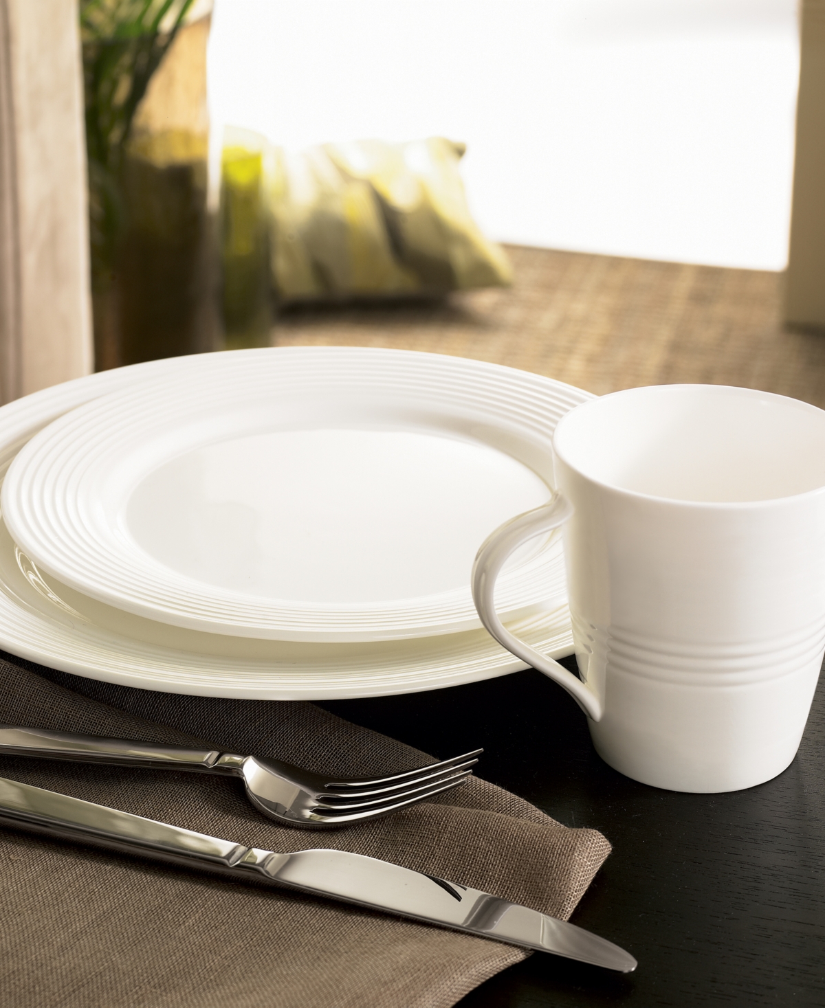 Lenox Dinnerware, Tin Can Alley Seven Degree Accent Plate