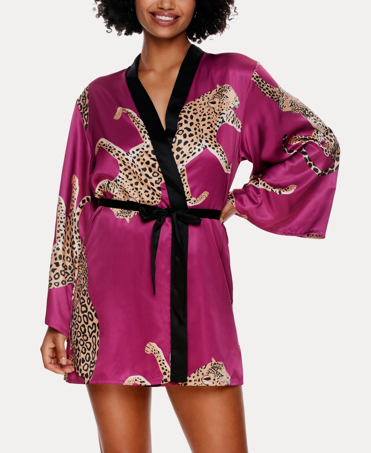 Jezebel Women's Adrienne Printed Satin Kimono