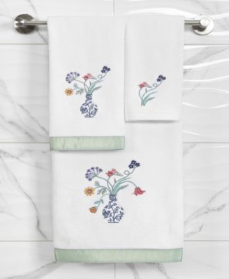 Turkish Cotton Stella Embellished 2-Pc. Hand Towel Set