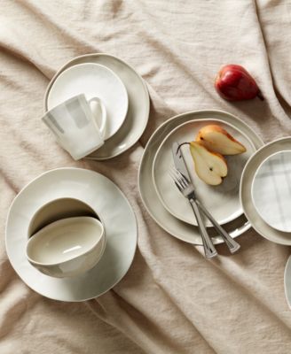 Bay Solid Colors Accent Plates, Set of 4